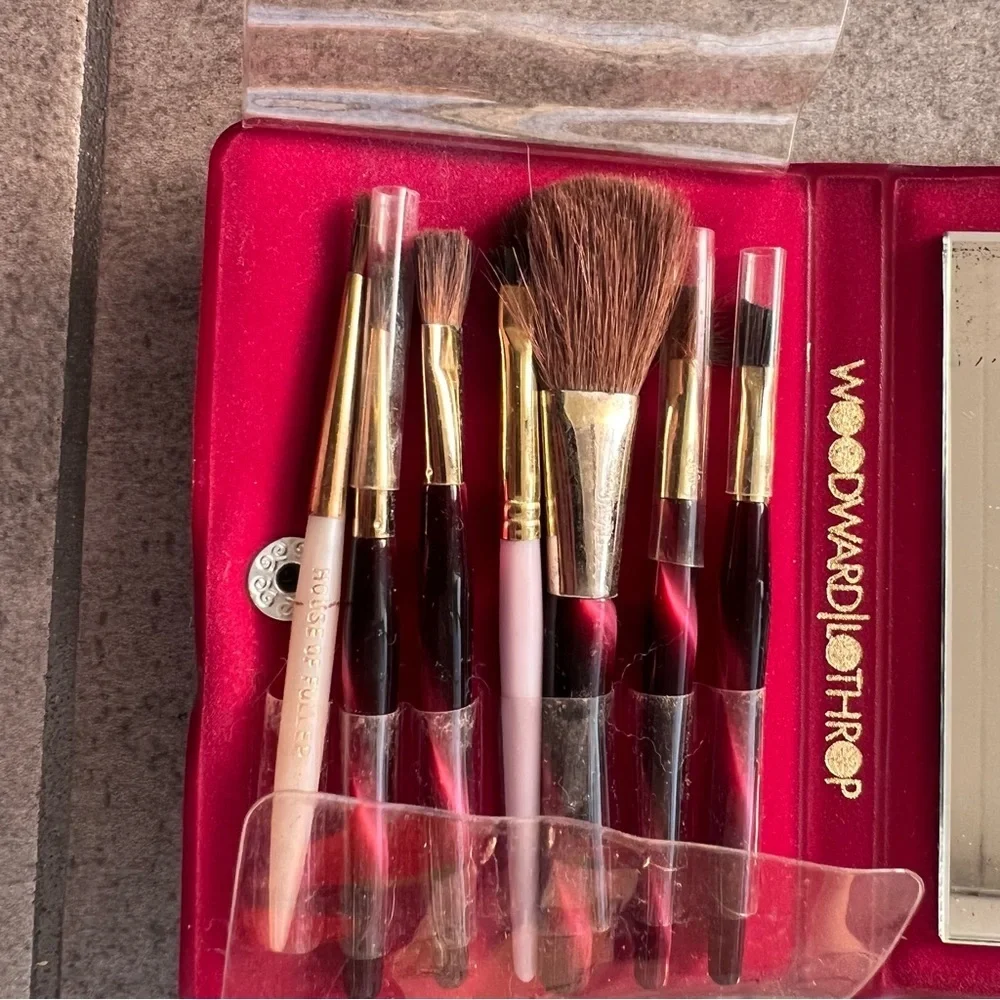 Vintage Woodward & Lothrop Red Makeup Brush Set Compact Mirror Travel Case